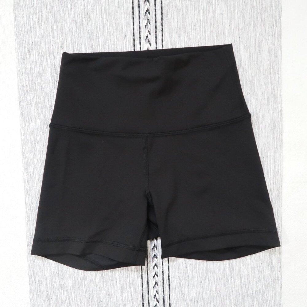 Lululemon Wunder Train High Rise Short 4" | Size 4